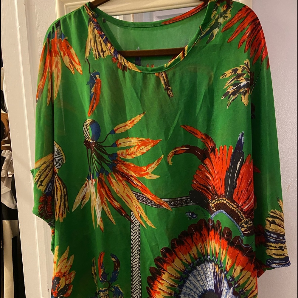 Batwing printed top